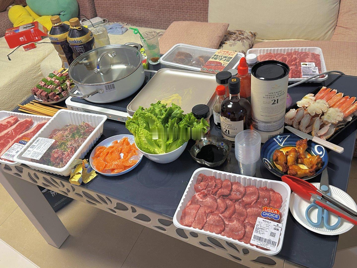 感觉最近每天都在聚餐喝酒… ​​​