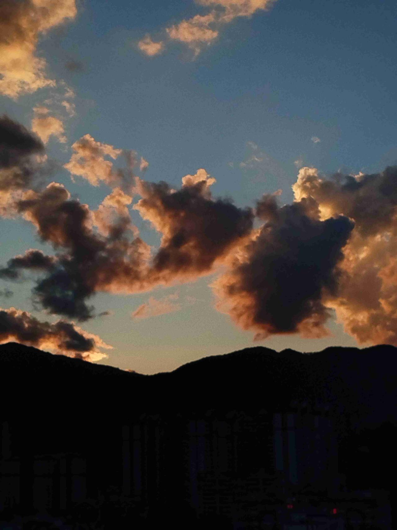 带定位晒今日生活 带定位分享今日生活，今日状态便是疯狂期待一夜暴富！不得不说，有