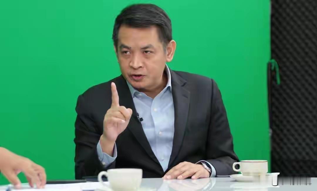 柬泰边境冲突还没停，泰国媒体就给总理阿努廷发了重磅警告！中国担任调解人没问题，但