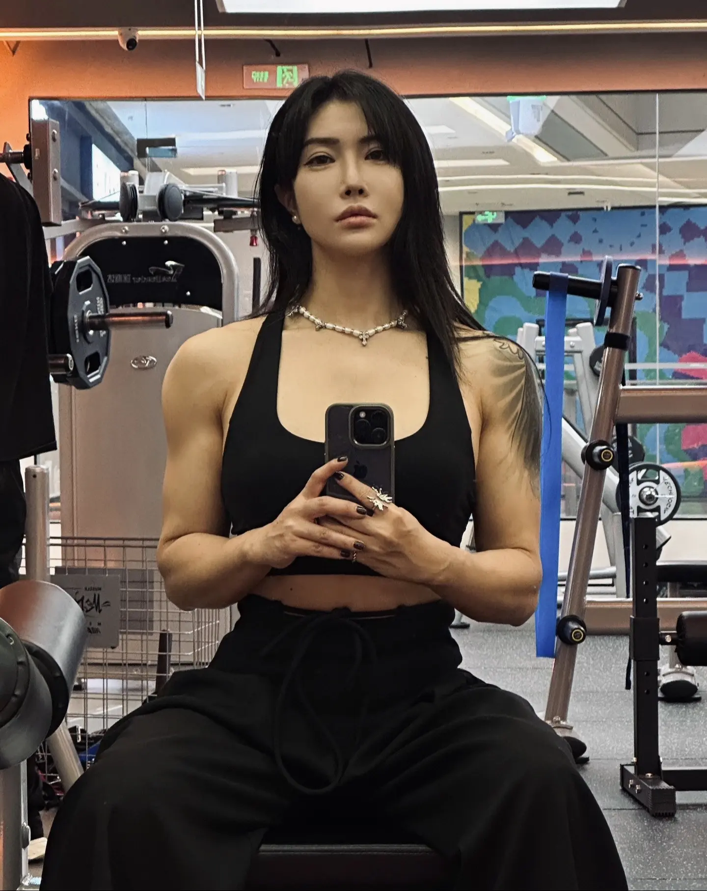 天蝎女儿很像她的摩羯爸爸。