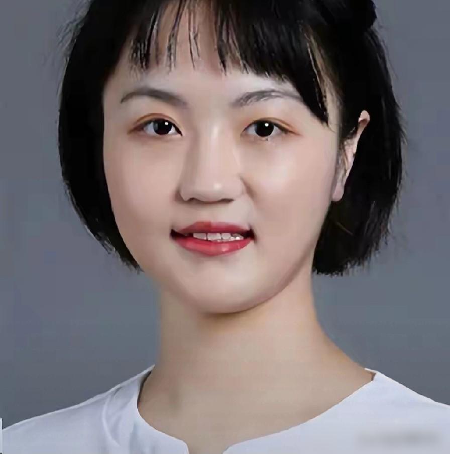奉劝大家一句，
别被姜智文袁苑夫妇的各类荣誉骗了，
他俩啊，根本不需要外界过度的