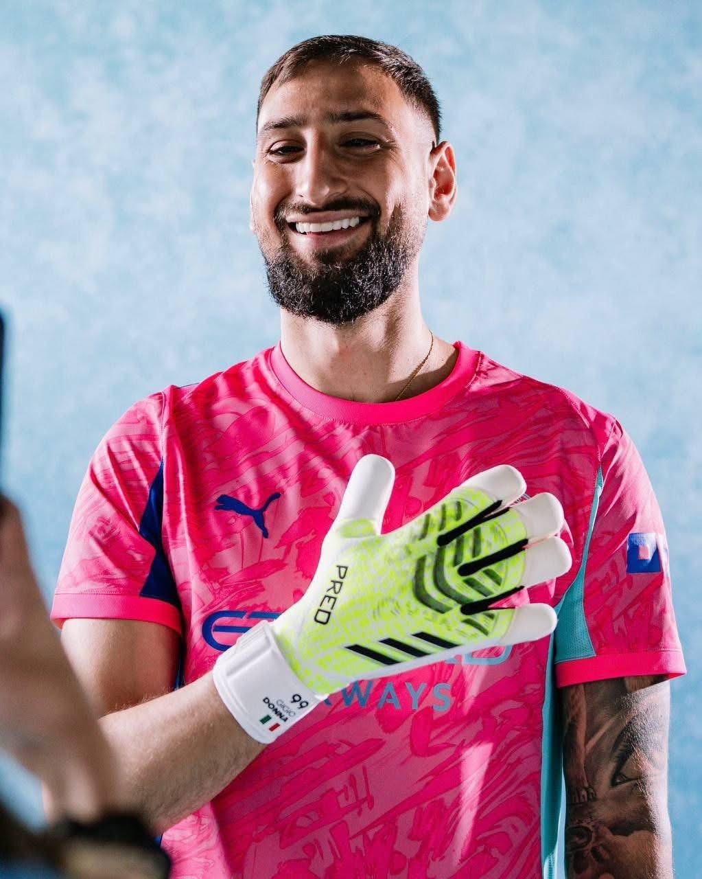 「唐老鴨」27歲生日快樂🎂🎈🧤🇮🇹 