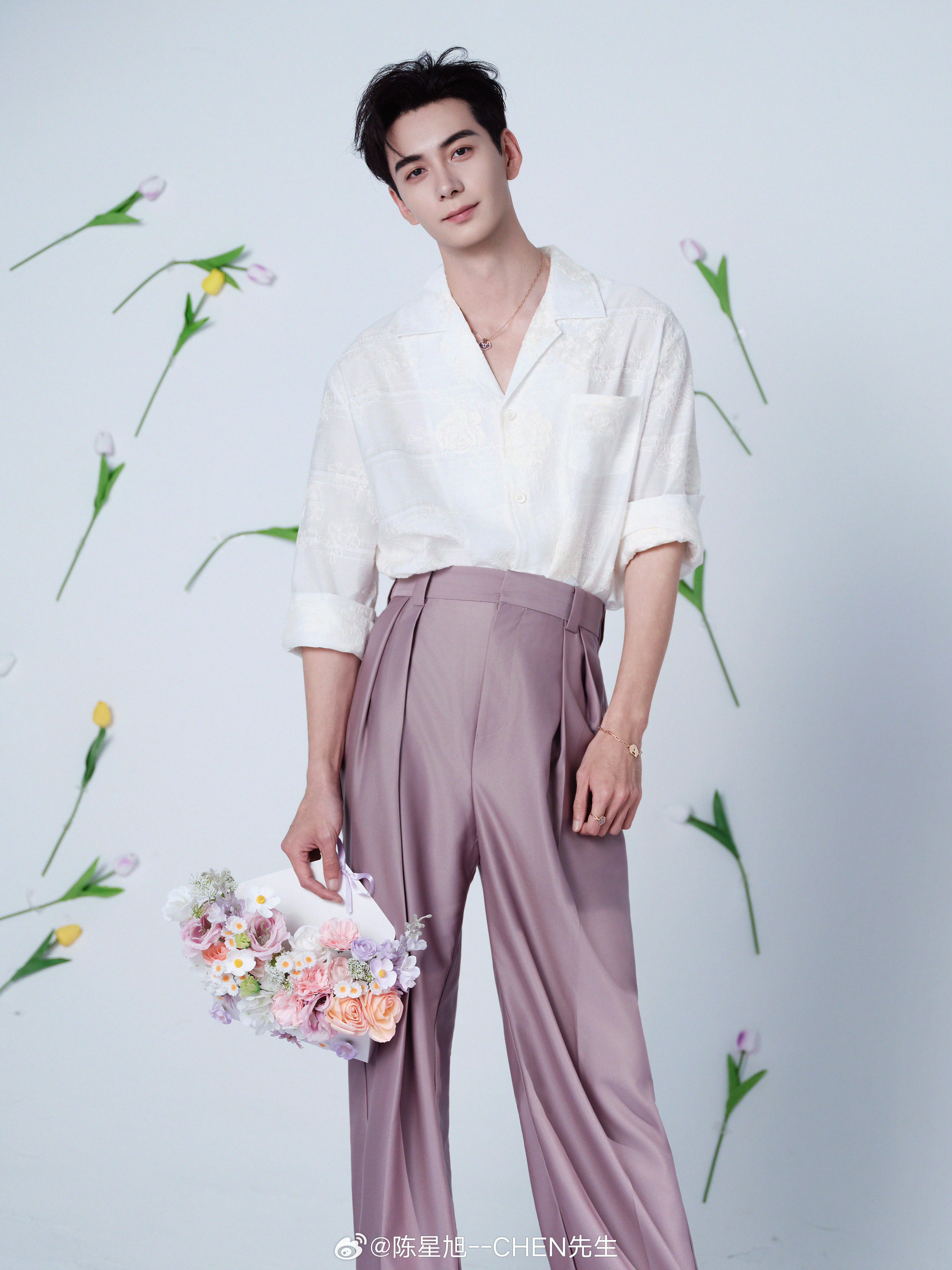 晚安  星旭，祝你永远有福气，闪亮每一天。岁月深长，万物有期，努力生活，愿每个人