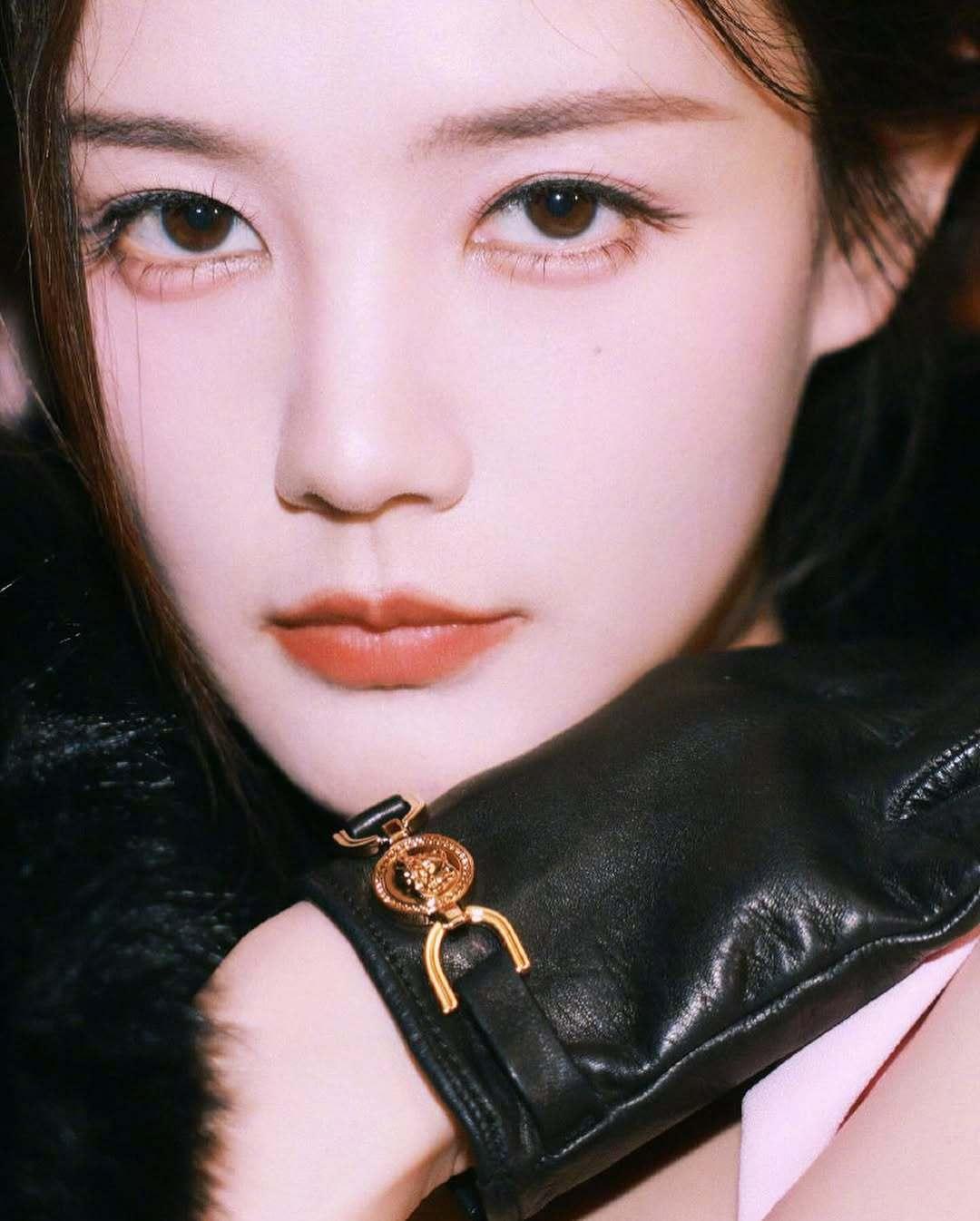 李一桐 