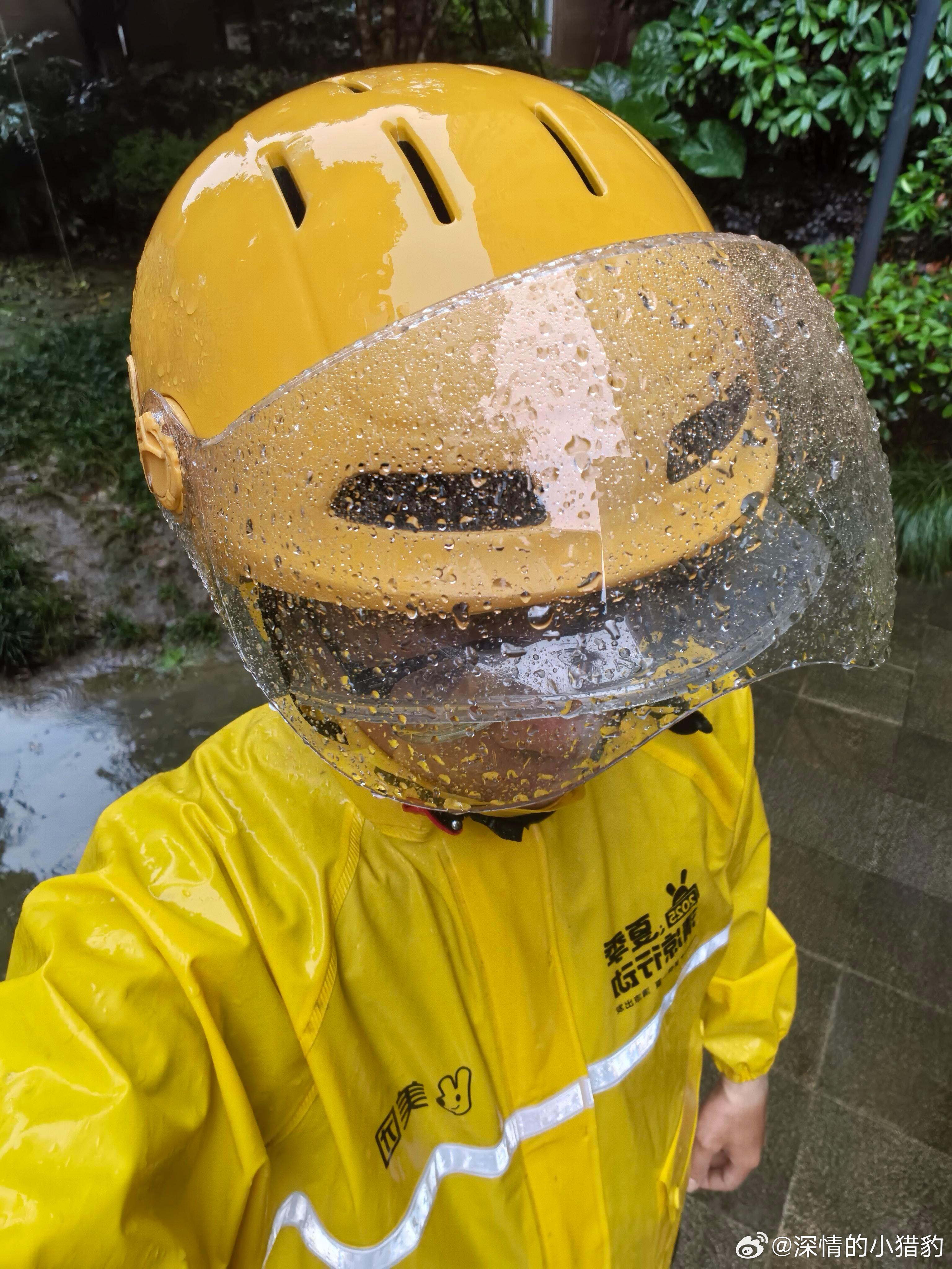 风雨中奔跑的人，都是有故事的人 