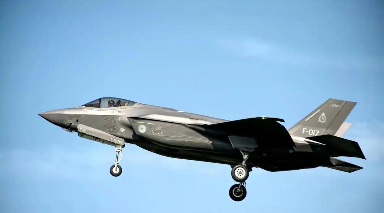 荷兰F-35VS俄军廉价无人机，本以为会手拿把掐，结果却很尴尬

麻烦看官老爷们