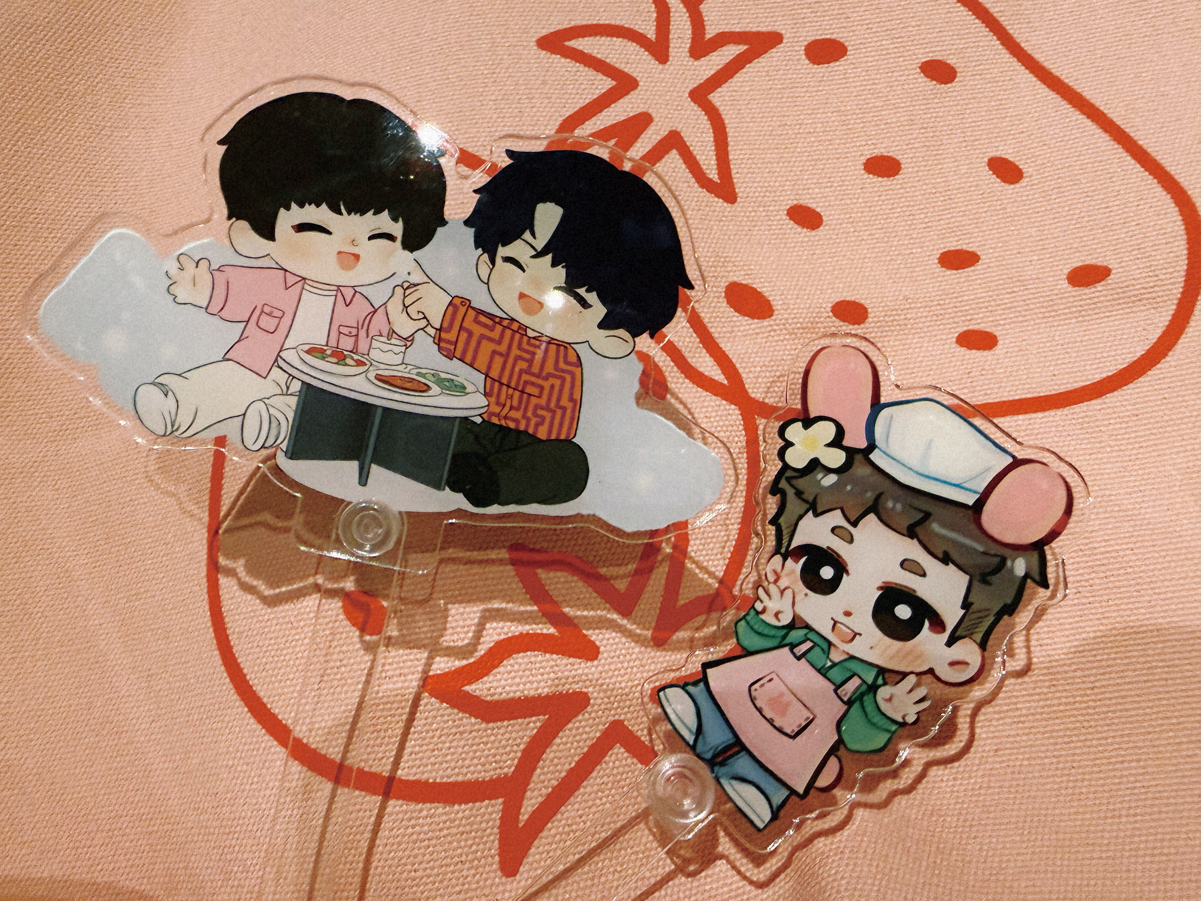 当你发现亲友的打卡棒正好是粉绿🤲🏻拿过来用一下 