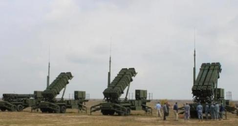 反导系统真的有用吗？说句实话吧，就算是中国最先进的红旗反导系统，也不一定能拦住美