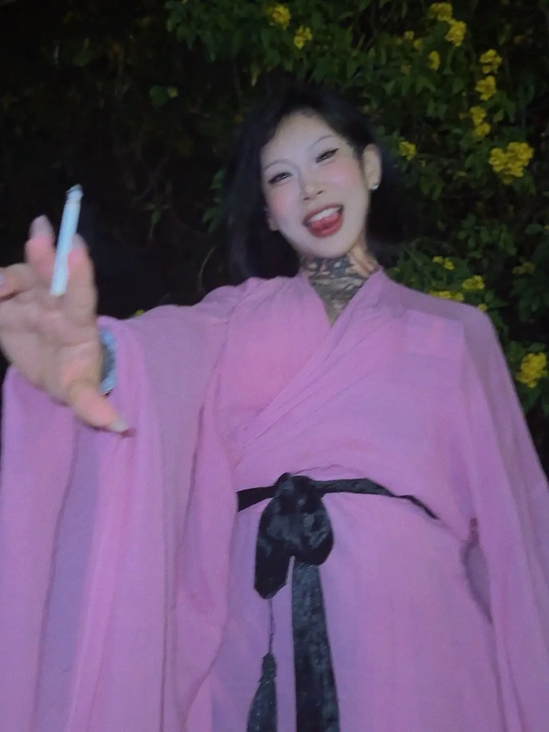 景点打卡pose 旅行碎片 一起野个好身材 随意摆pose 原相机live
