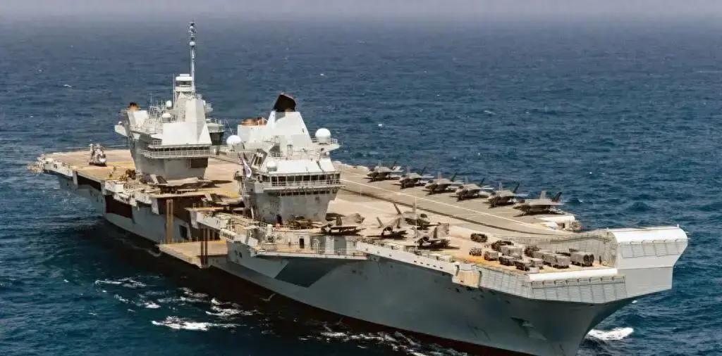 白宫26日，特朗普怒批英国航母成“玩具”，盟友承诺竟成笑话？

当地时间26日，