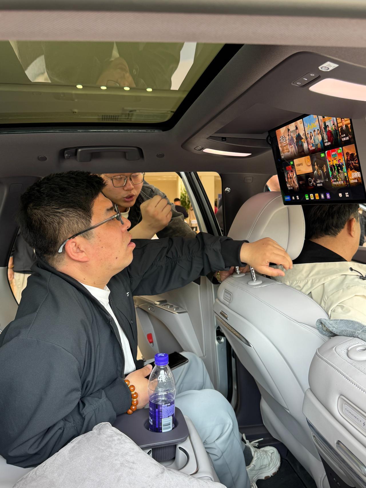 健康座舱独一档，守护力远超同级竞品。
4月10日，别克至境E7春季分享会技术，正