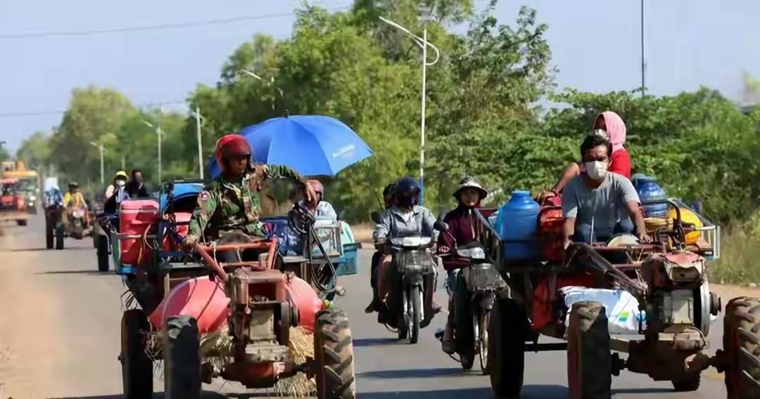 忍无可忍！泰国F-16直接开炸，柬埔寨150亿没了，邻国竟无一发声