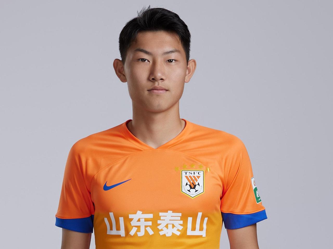 瓦科替补！20岁国青门将首发！4外援PK4外援！山东泰山客战津门虎首发出炉！
中