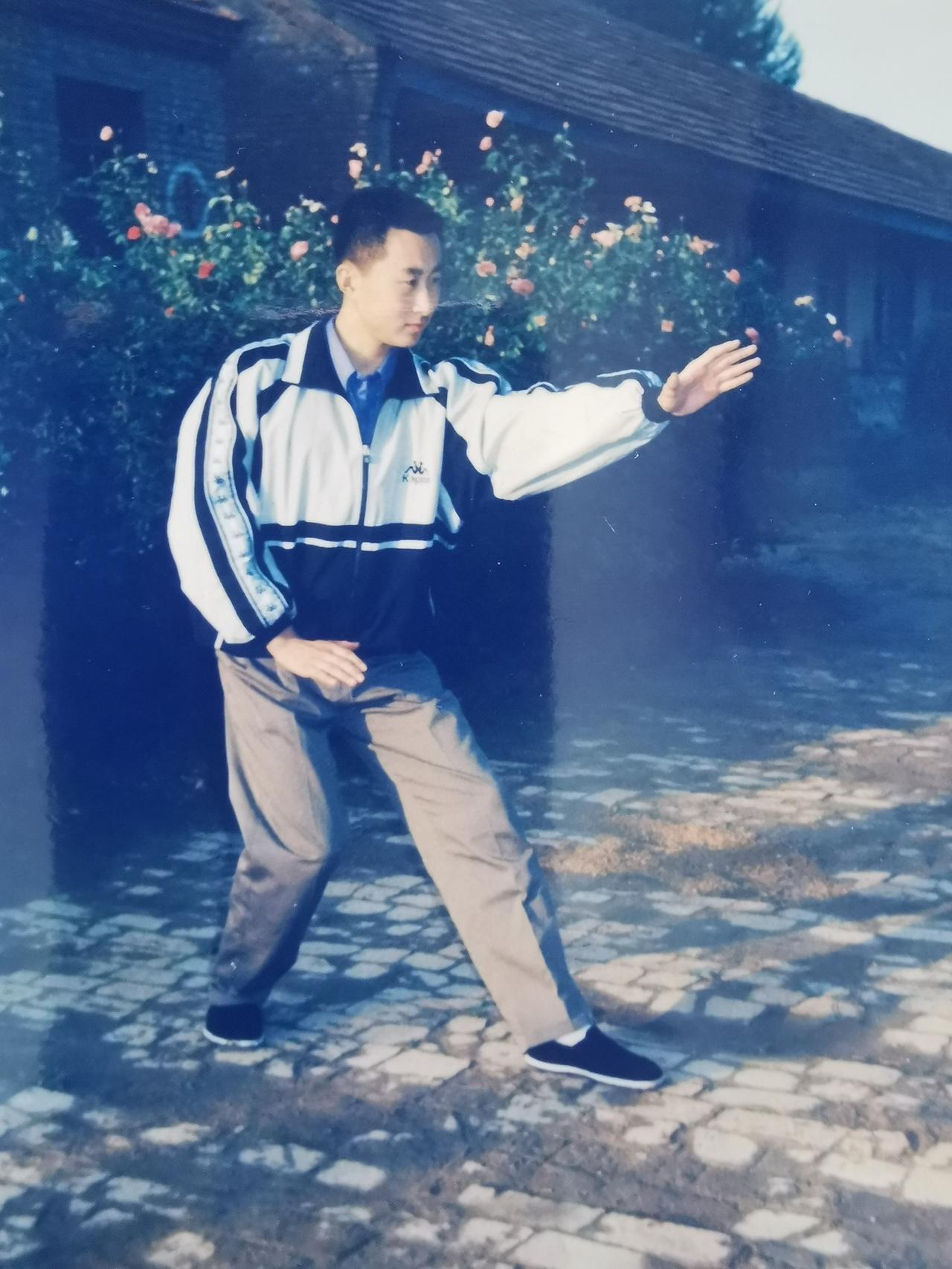 我要去找曾经那个我，二十多年的拳照对比。