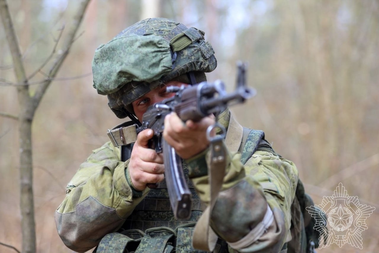 2026年4月7日，白俄罗斯国防部报道：一场营级双边对抗战术演习正在布列斯特州进