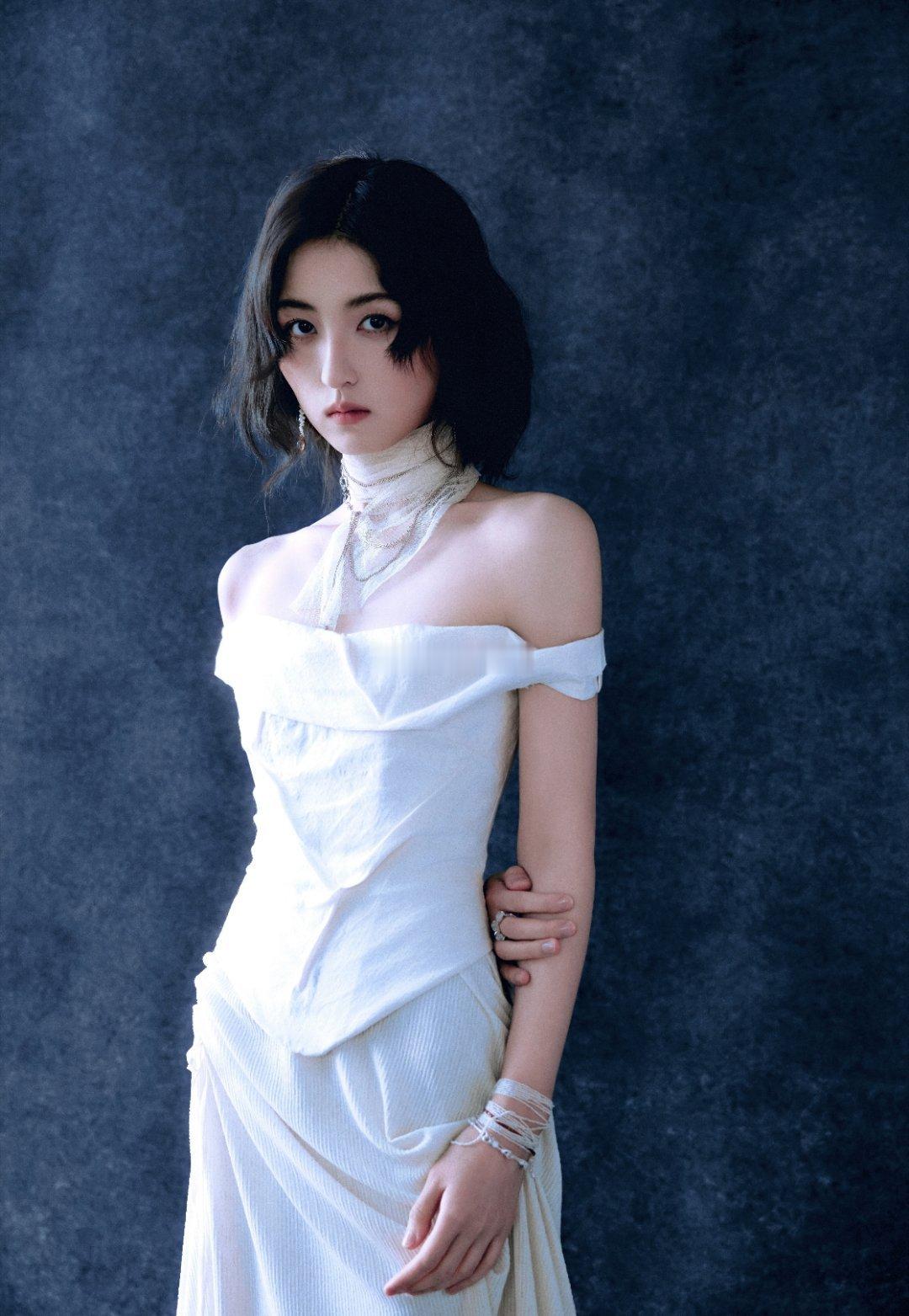 电视剧《河清海晏》男主：陈飞宇女主：张子枫题材：现代导演：秦榛(白日提灯)编剧：