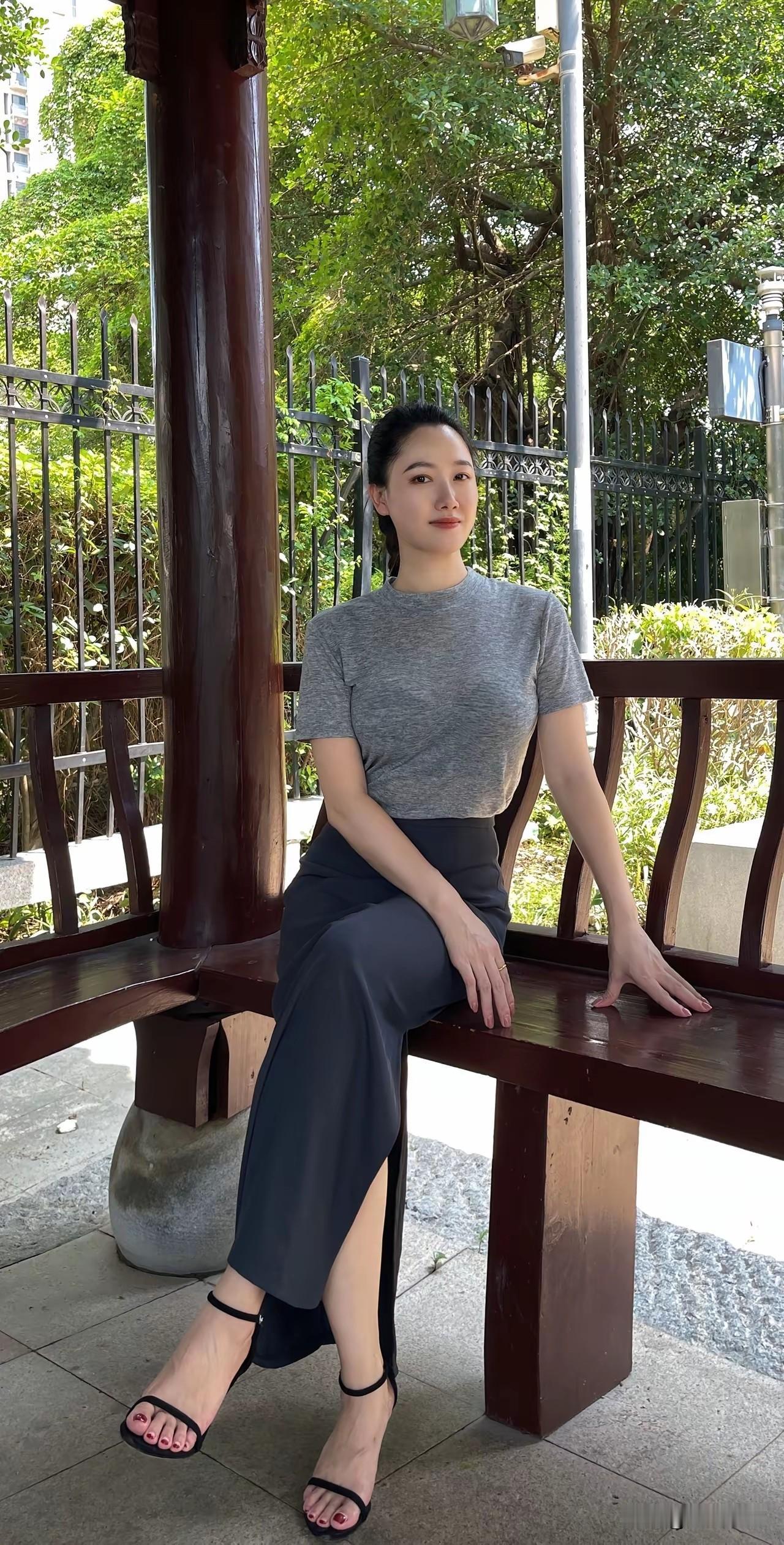 优雅气质，都市时尚穿搭