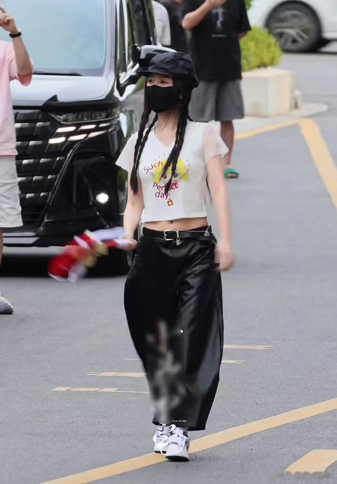 这是穿搭显矮，还是身材显矮