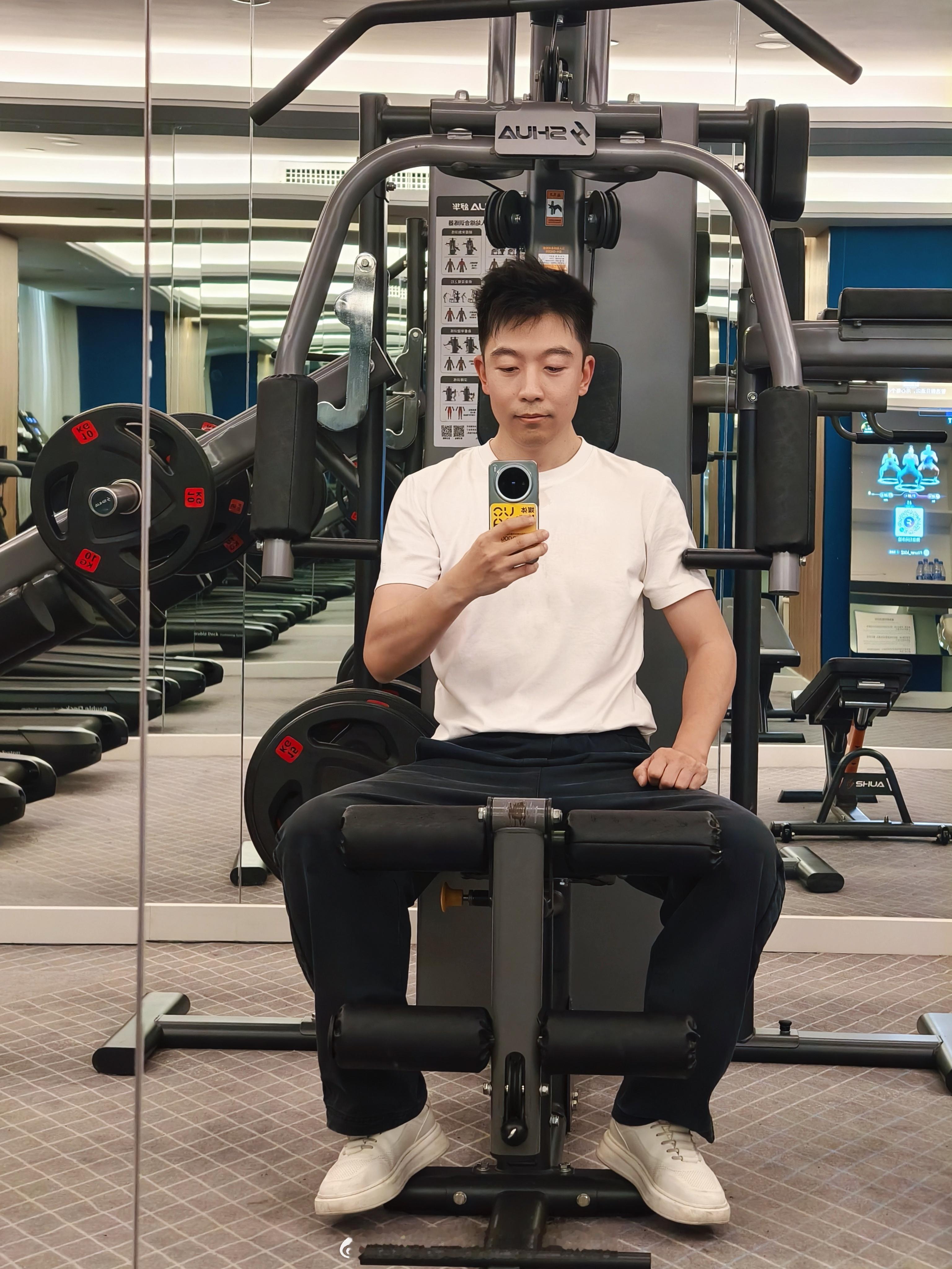脂肪是如何排出体外的努力提高身体素质的重要目标就是控油控糖，而减脂的过程也同样离