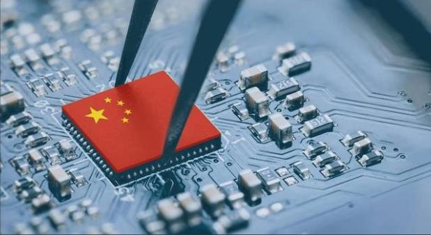 中美芯片博弈已进入“攻地基”阶段！日经亚洲2026年独家报道透露，中国给国内芯片