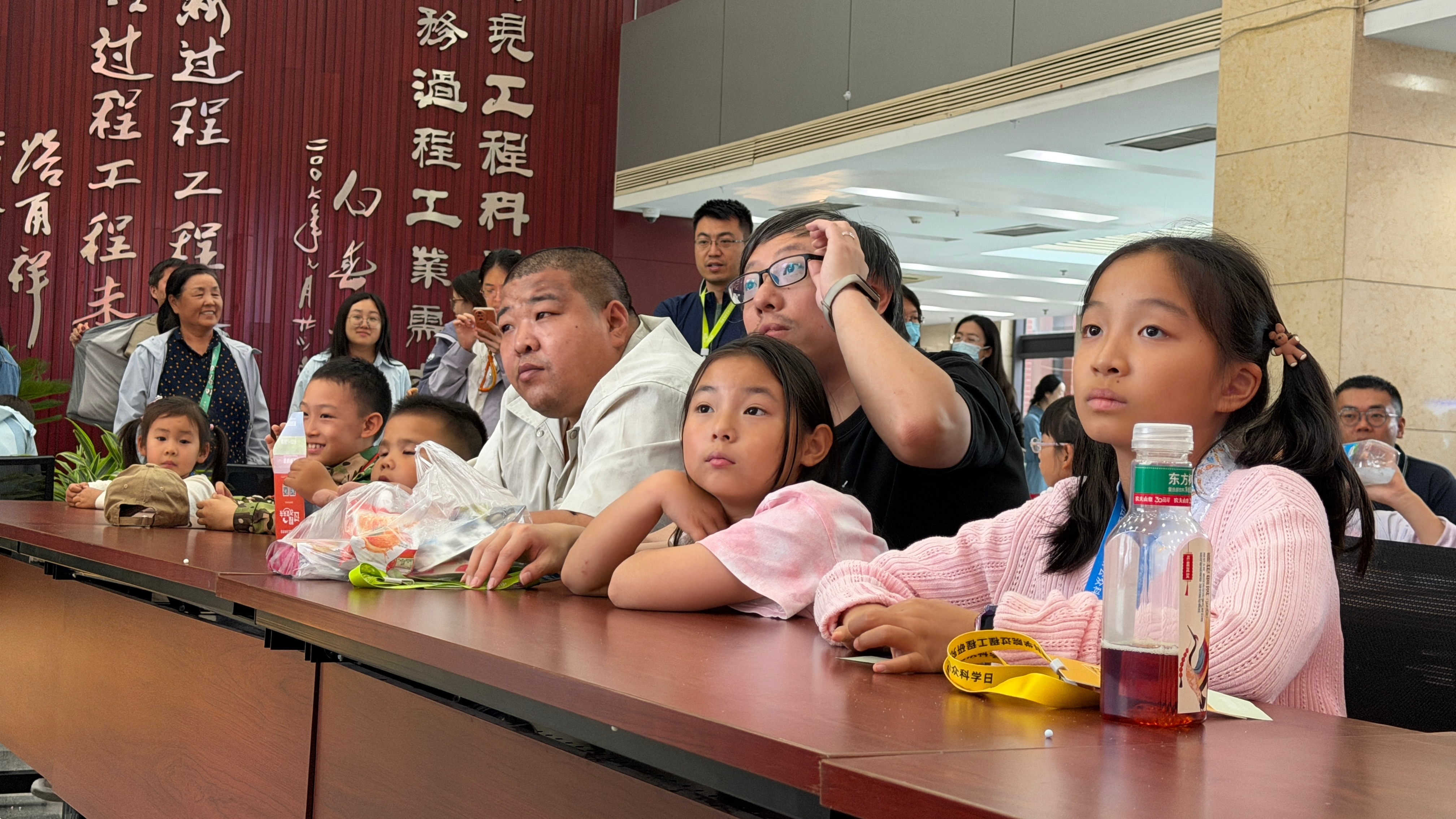 公众科学日 在中国科学院过程工程研究所的科普活动现场，什么聚光制氢、低碳化工，听