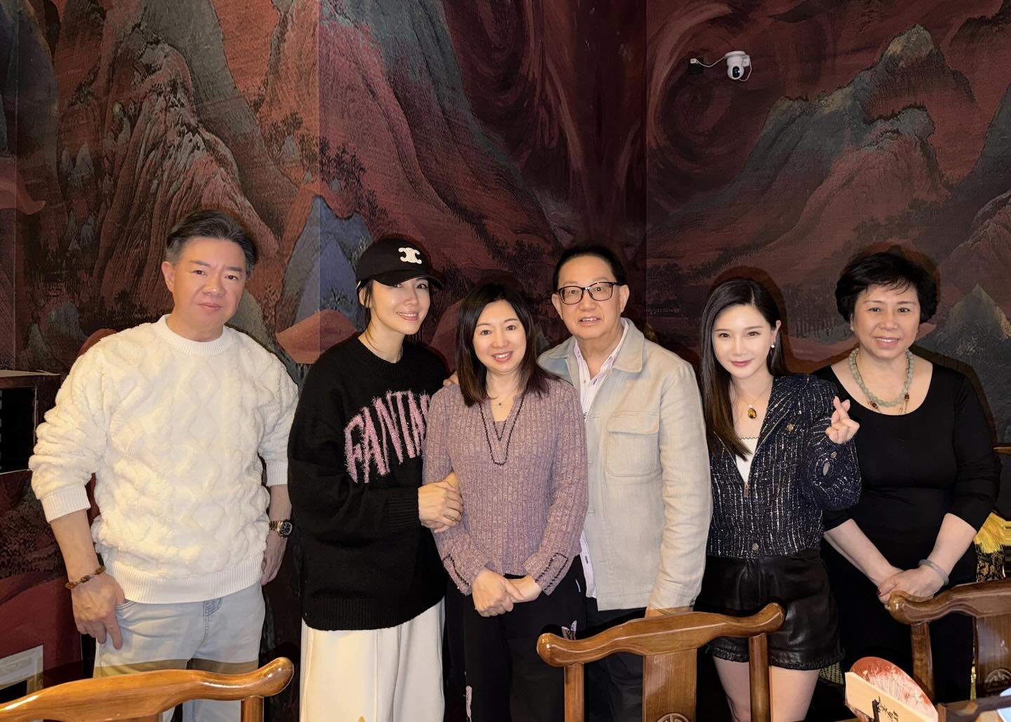 李施嬅和刘家豪梅小青夫妇聚会 