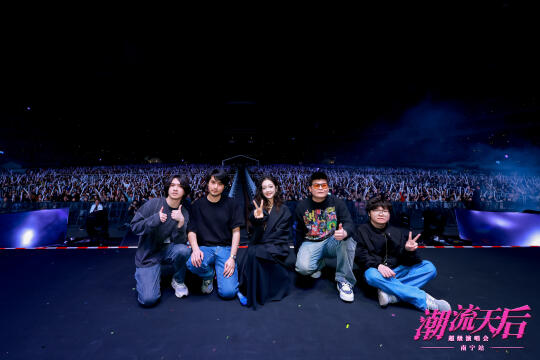 希林娜依·高｜甜酷女孩的舞台魅力！