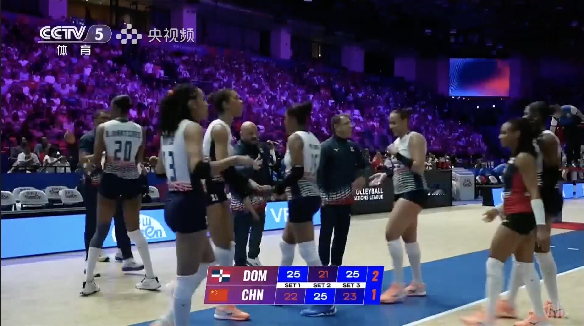 这局可惜了中国女排🇨🇳 1-2 🇩🇴多米尼加女排【22-25、25-21