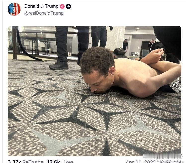 川普发布了袭击枪手被捕的画面。