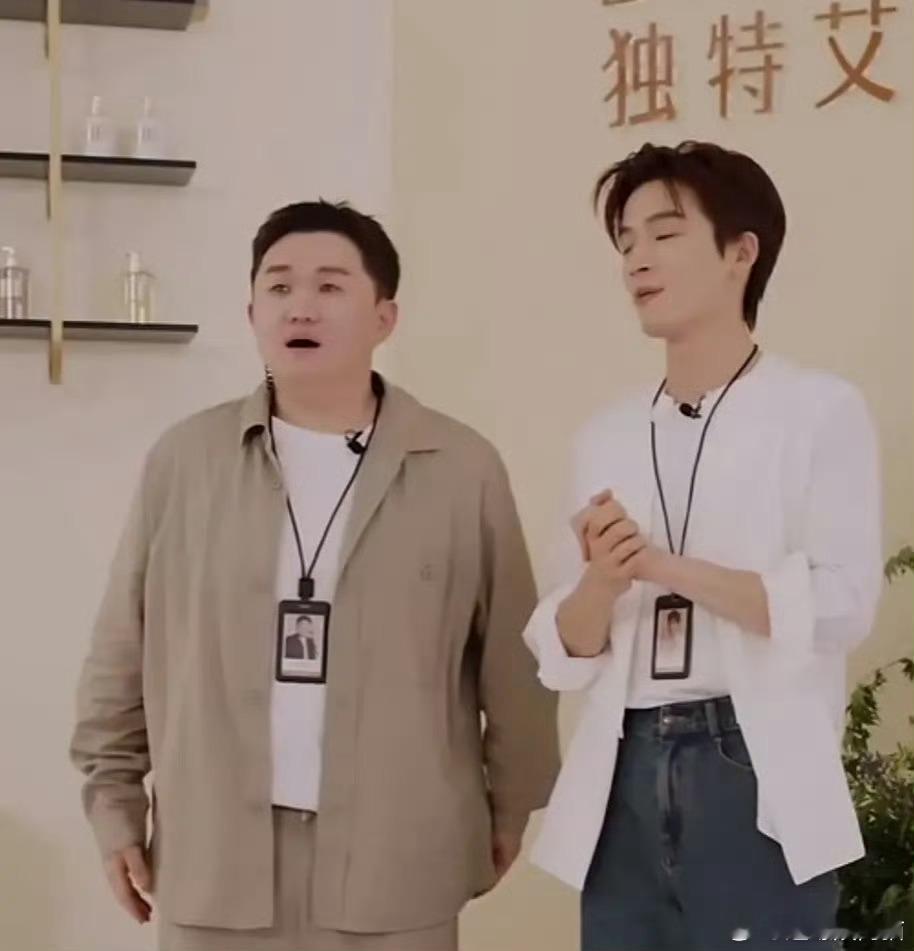 没想到王星越的头和张百乔差不多大 ​​​