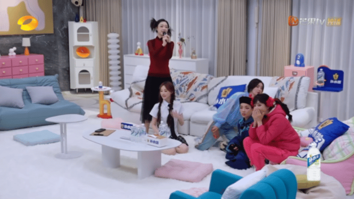 蒋一侨微商女强人 谁被蒋一侨的高跟鞋名场面戳中笑点？模仿李晟简直太像了！这个微商