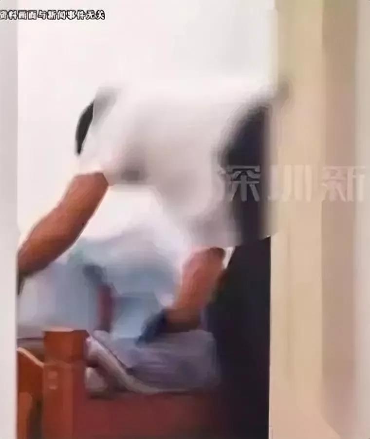 太气人了！

简直不是人！

上海这个听障小女孩的遭遇，我看完气得手都发抖。
