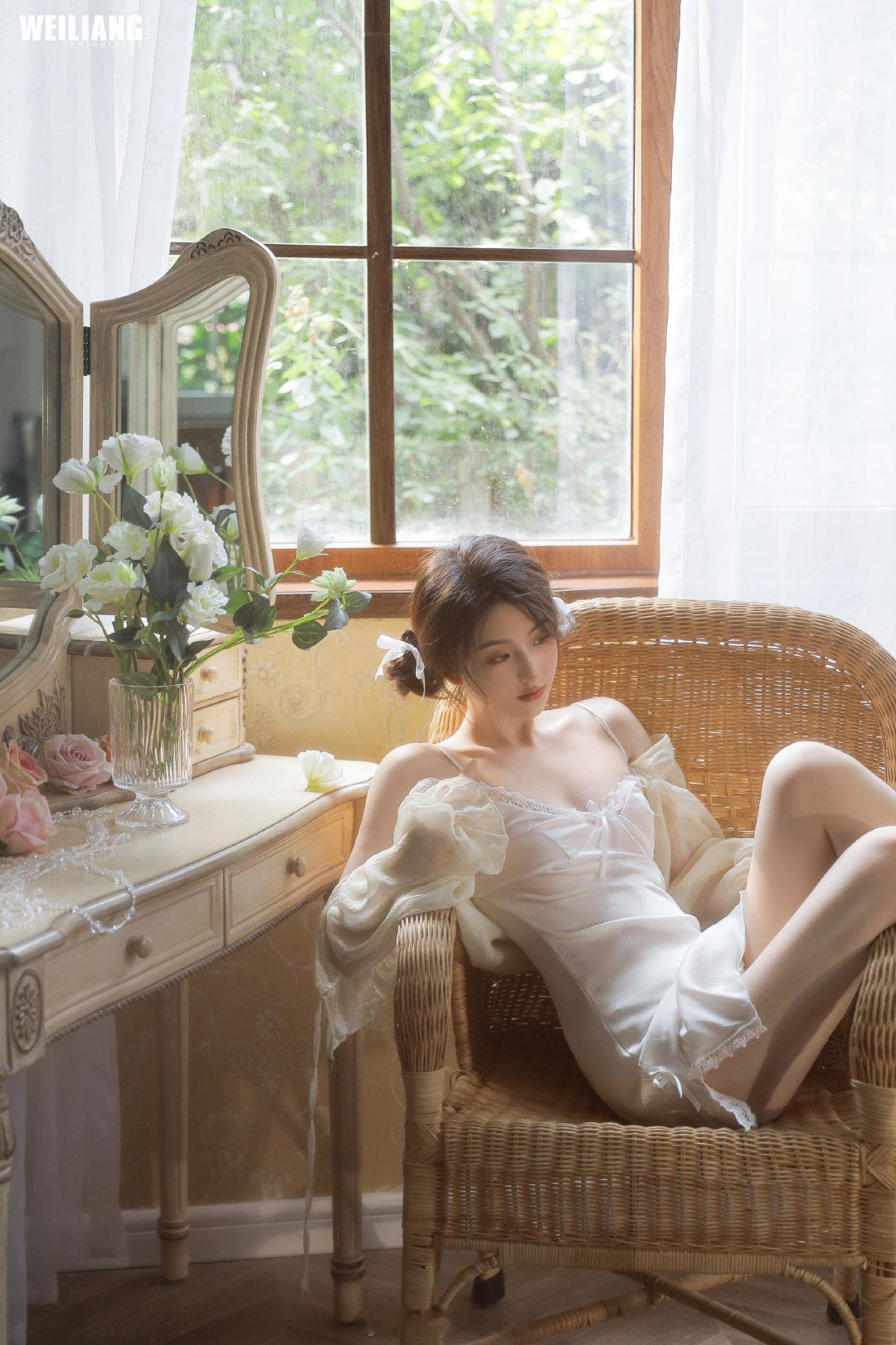 #微凉时光馆# #少女写真# #西安约拍[超话]# 白裙子的温柔谁懂 ​​​