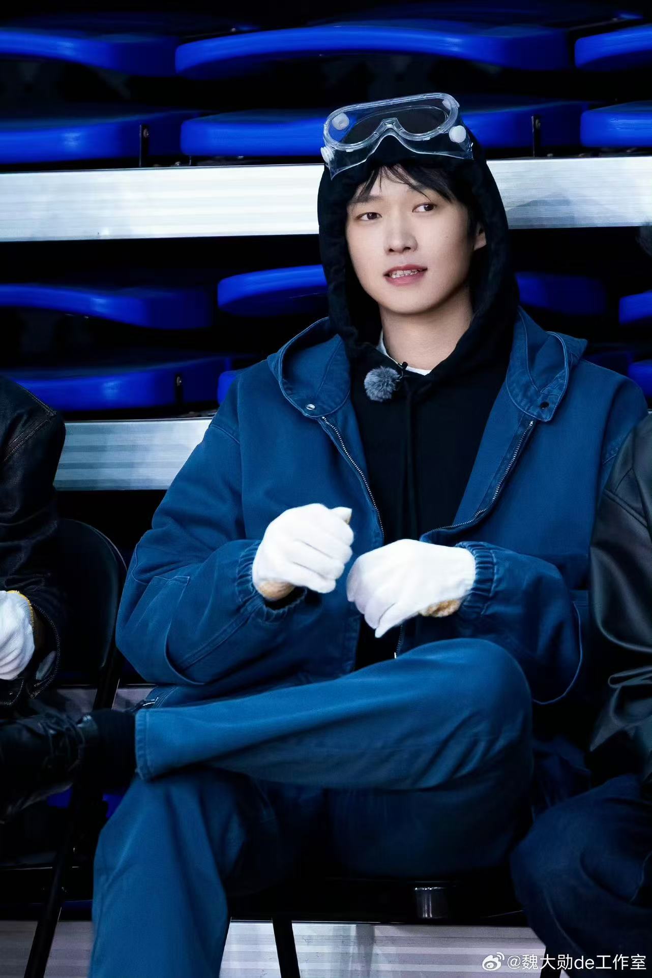 魏大勋抗风拔河并肩作战魏大勋逆风走秀魏大勋抗风拔河并肩作战，不错不错，绝了 