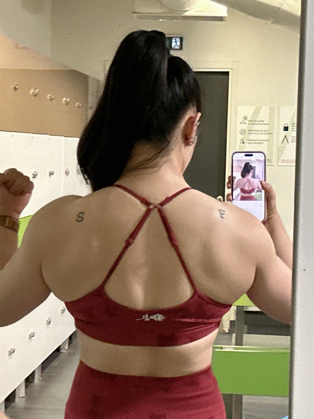 由于我家13斤的猫半夜睡在我胸口上