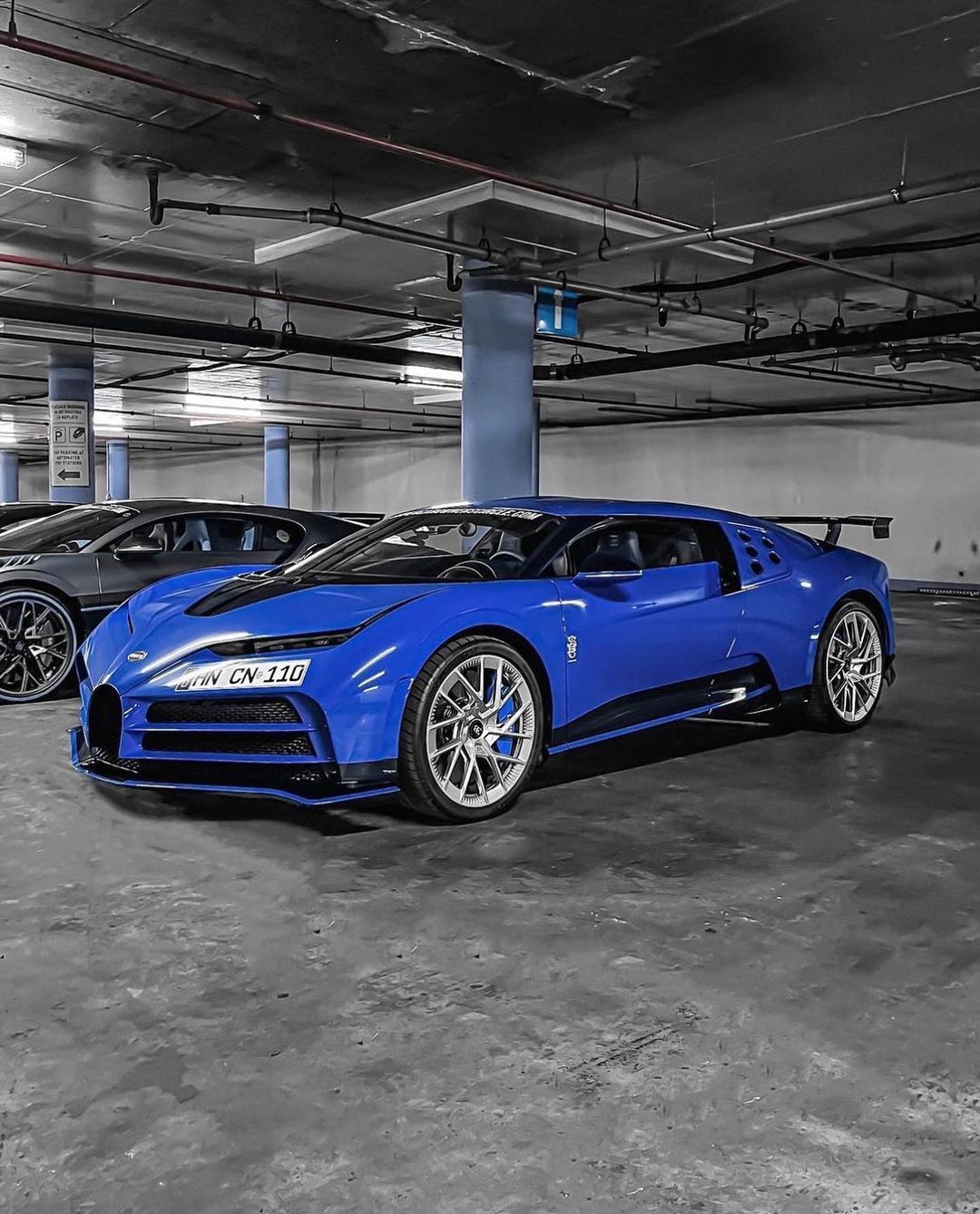 Bugatti Centodieci 🔷1 of the 2 finished