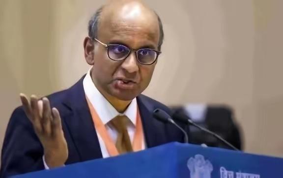 新加坡总统曾罕见发声中国：若想全球和平，中国必须放弃一样东西！

新加坡总统尚达