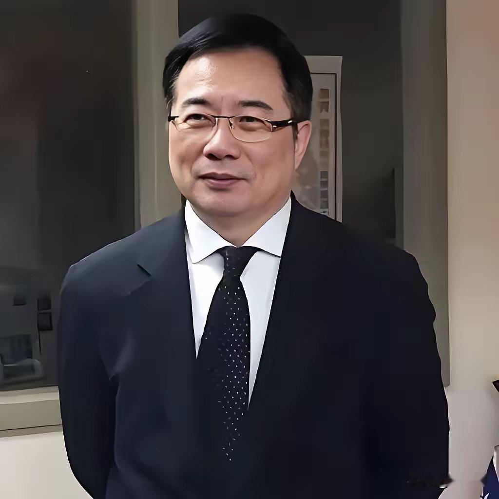 蔡正元：国民党过去反共，是觉得自己强。如今，打仗打不过，治国也差远了。
​大陆从