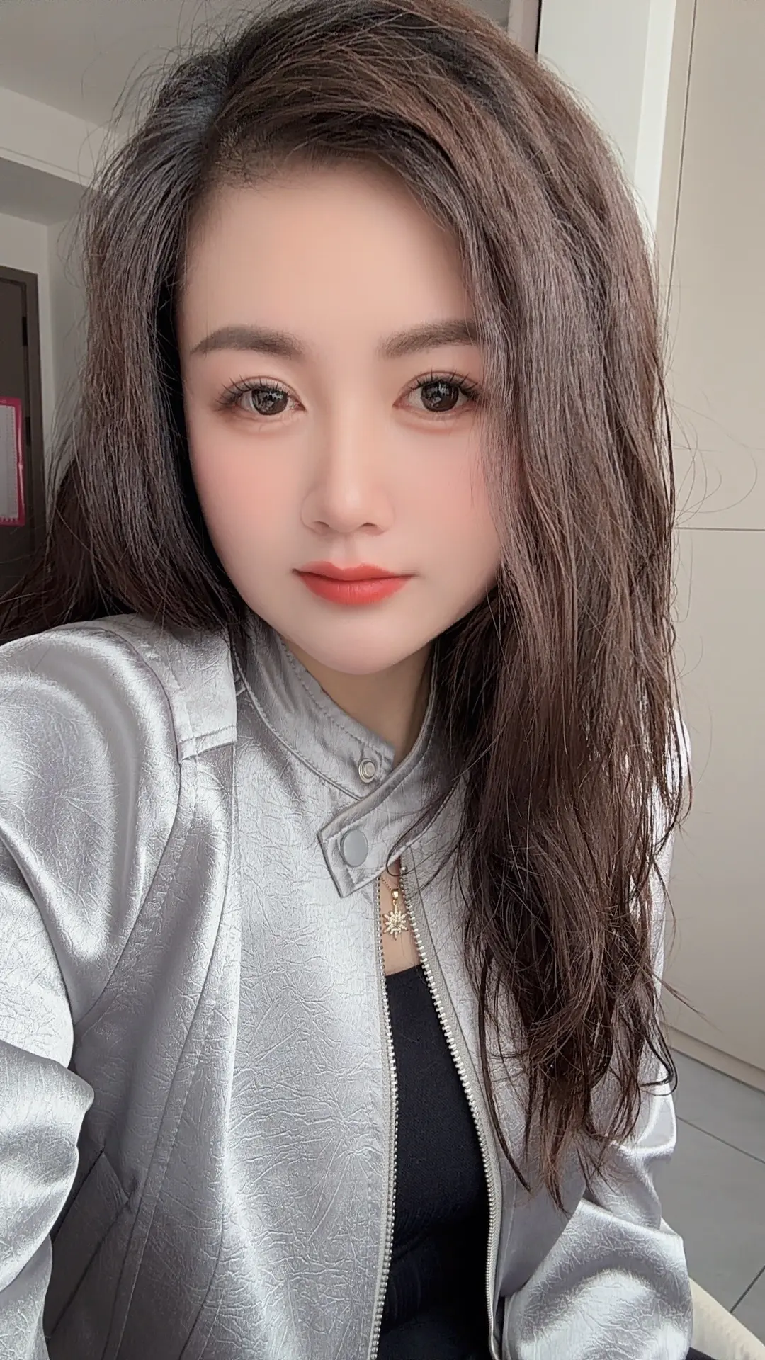 死犟死犟，能让我温柔的人，一定是给了我极致的爱才行！🤔🤔