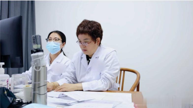 孩子身高为何停滞？这4种疾病家长千万别忽视，及时干预非常重要！
1、鼻炎问题
过