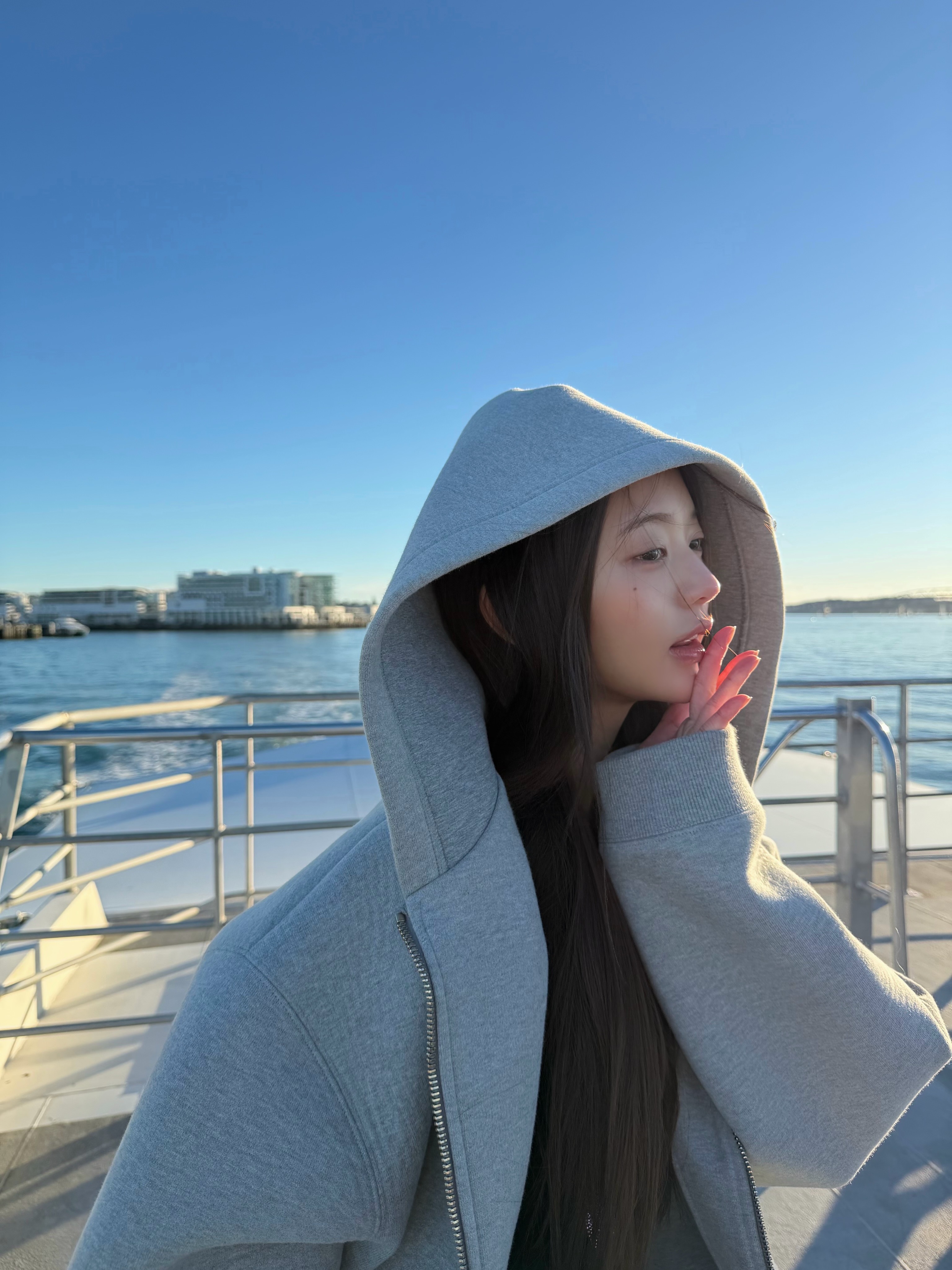 这个人咋这么俊啊