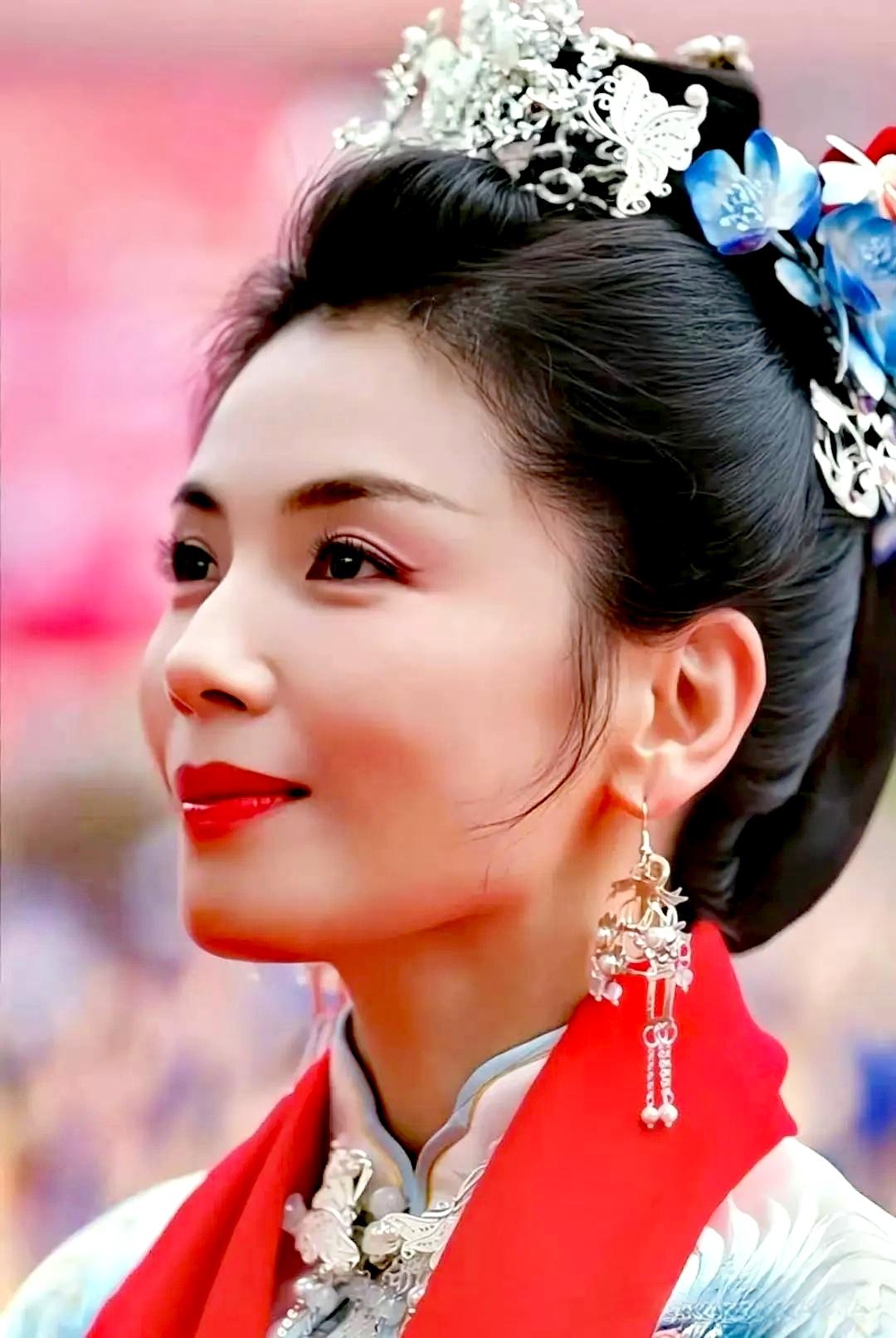 刘涛，高调发文！

10月30日下午，刘涛在个人社交平台上，高调发文，官宣她今日