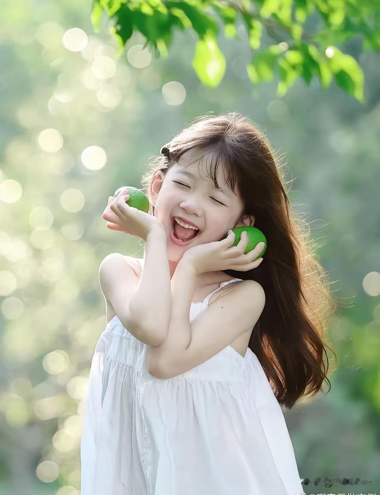 一个人最大的愚蠢就是： 
1. 心太善
2. 心太软
3. 太重情
4. 太懂事