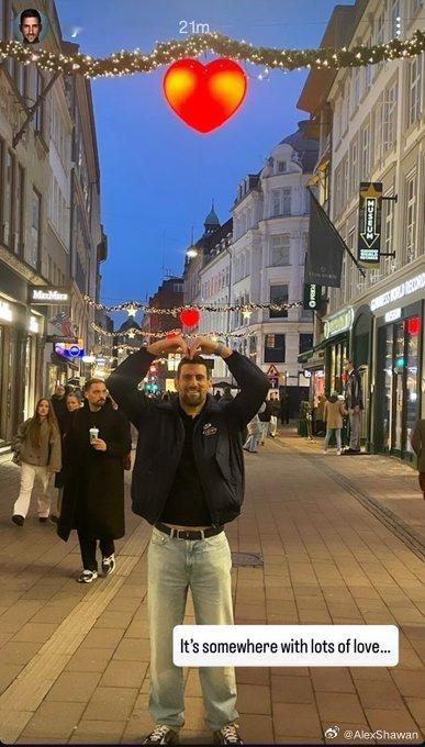 德约科维奇德约科维奇 在丹麦🇩🇰感受圣诞氛围，衷心的希望老父亲的职业生涯再多