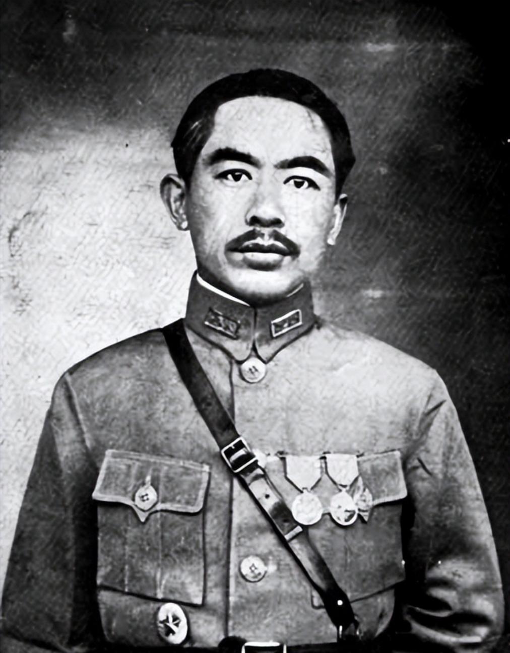 [太阳]1943年，毛主席的弟弟毛泽民被“新疆王”盛世才杀害，然而盛世才逃亡台湾