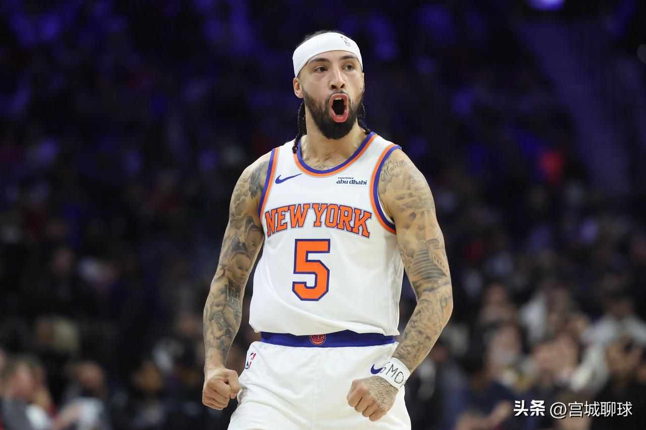 火箭再胜尼克斯已经取得了三连胜，球队整体有了新变化，杜兰特面对包夹有了新办法，开