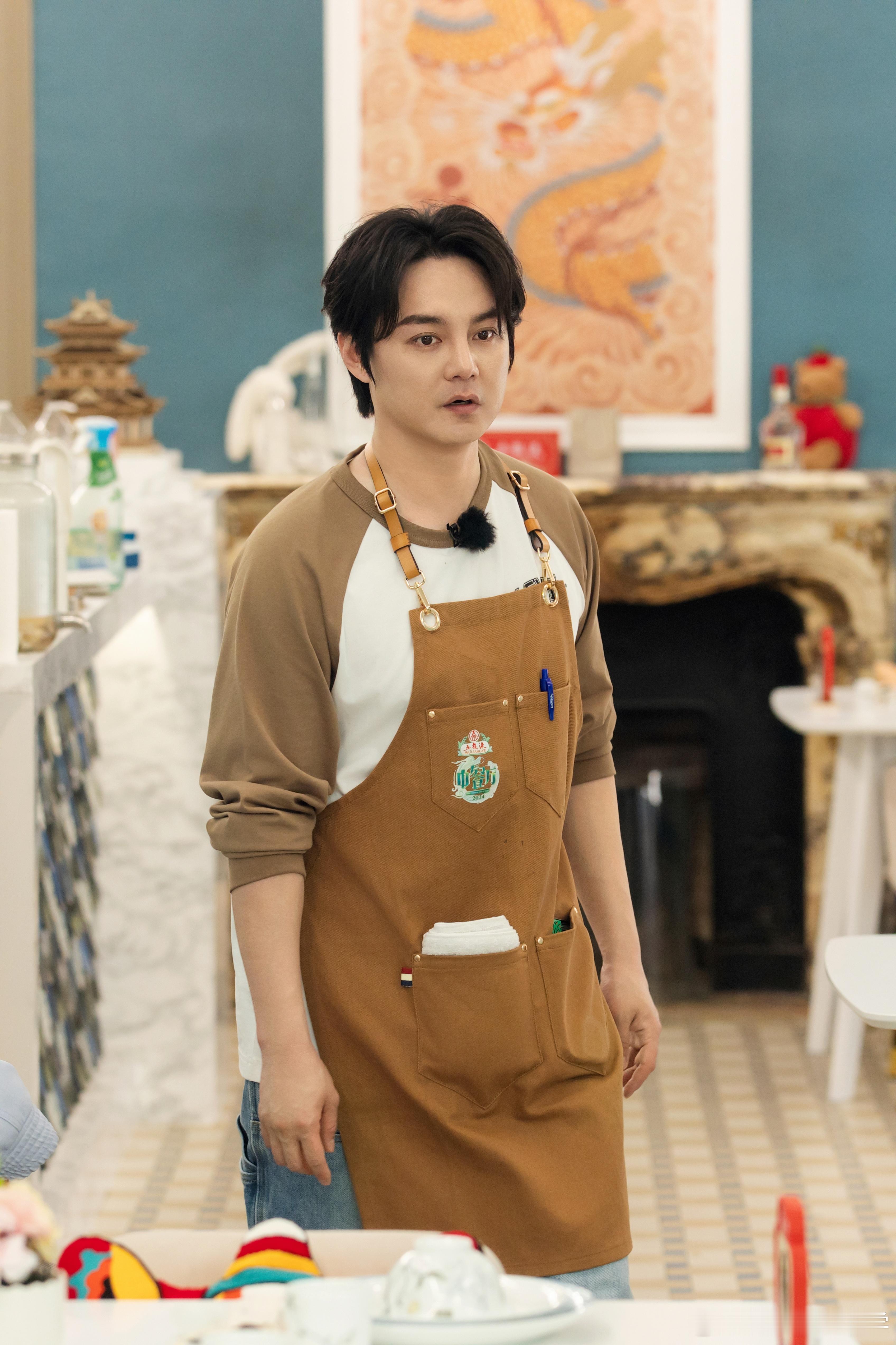 #尹正半夜复盘发现自家是良心商家#谁懂看到尹正和虞书欣复盘算账这里到底有多好笑！