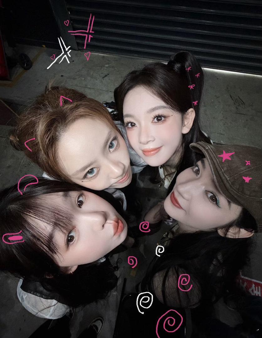 浪姐是最严厉的减肥训练营吧姐姐们又唱又跳，全身心投入舞台，瘦了好多！乘风2026