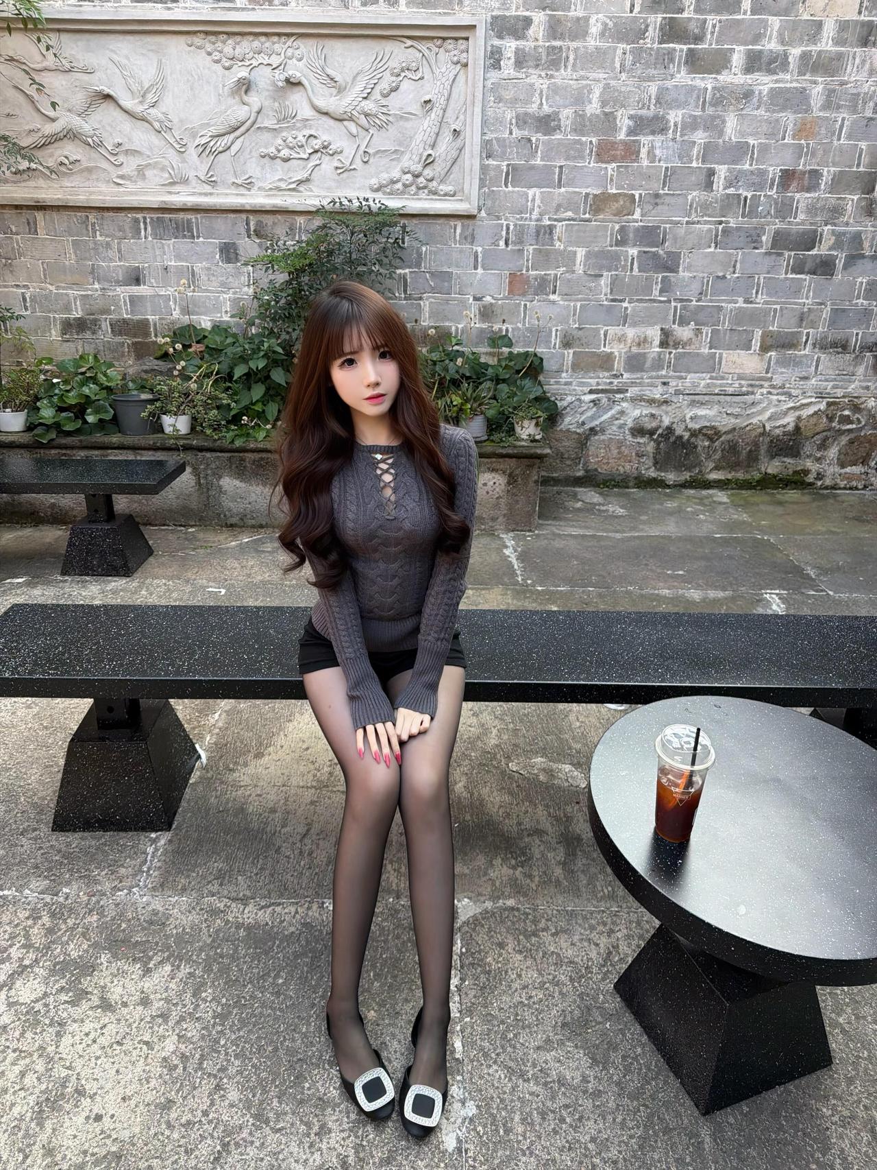 好久没收到你的消息，我的宝是不是跟别人跑了。