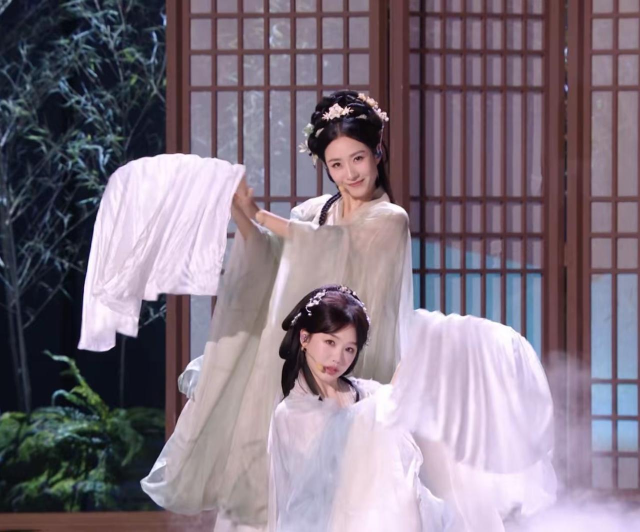 娱乐圈草台艺人越来越多，难道不是流量至上的机制导致的吗？

一个天选古装人，演绎